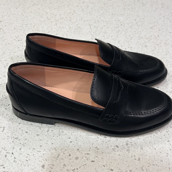 J.CREW womens penny loafer. Size 6.5. Never worn - Picture 3 of 7